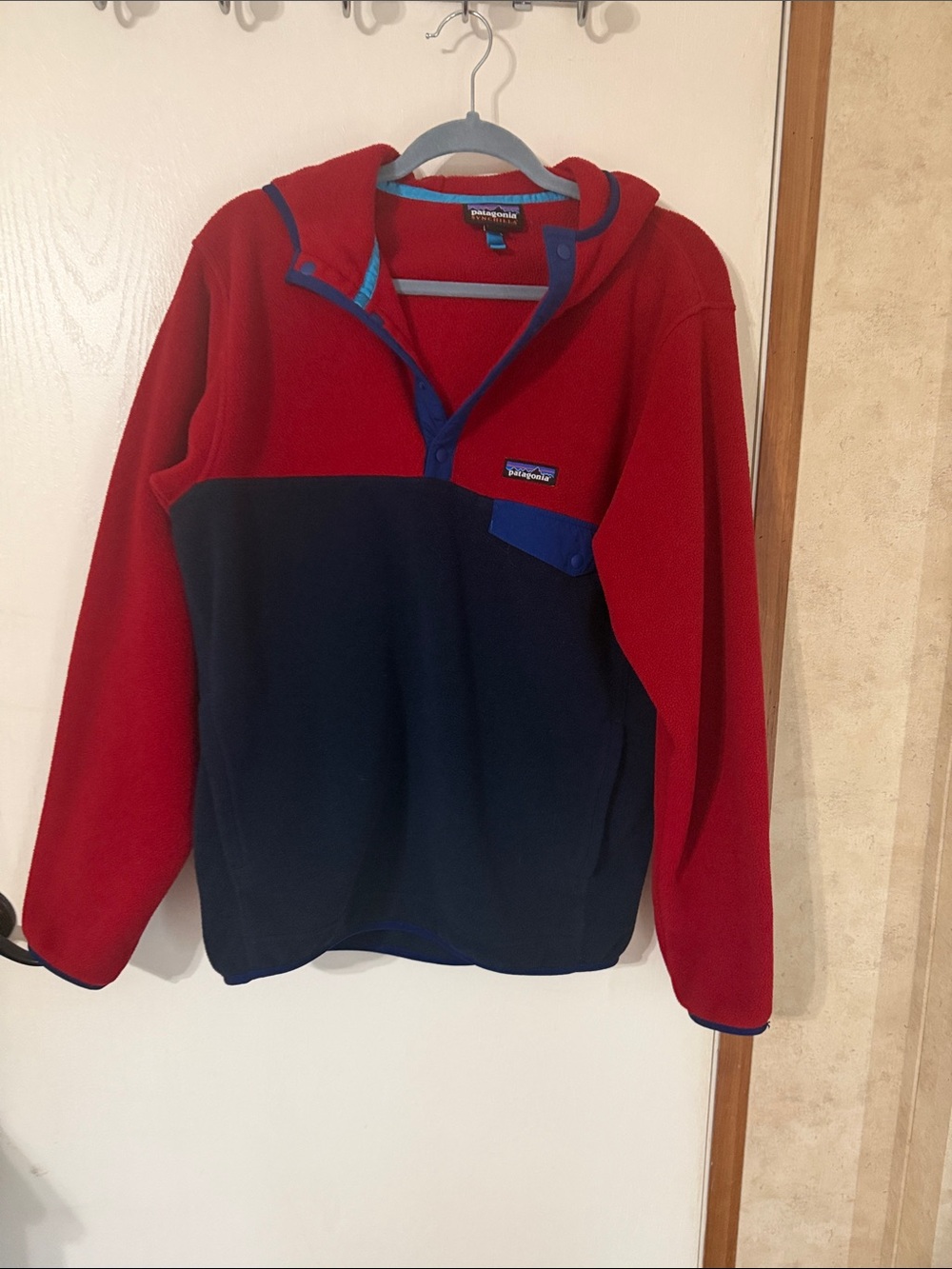 Patagonia Men’s Red and Navy Zip-Up Fleece Sweater